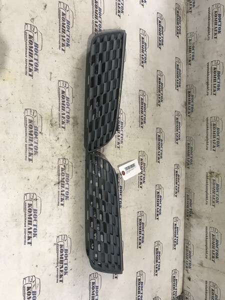 Решетка радиатора Nissan Bluebird Sylphy 2003 QG10 QG18DE лев