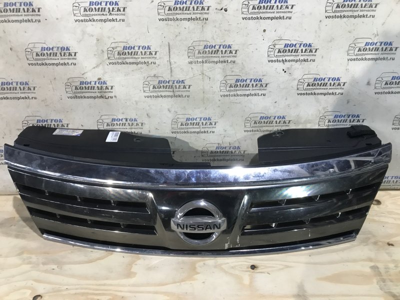 Решетка радиатора Nissan Serena C25 MR20DE