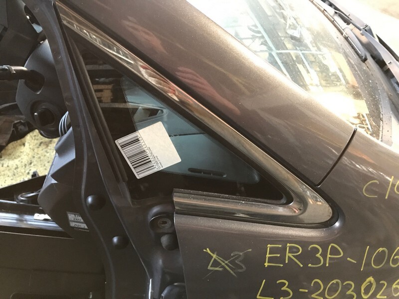 Стекло Mazda CX-7 2008 ER3P L3-VDT перед прав