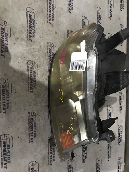 Фара Honda Stepwgn RF5 K20A прав