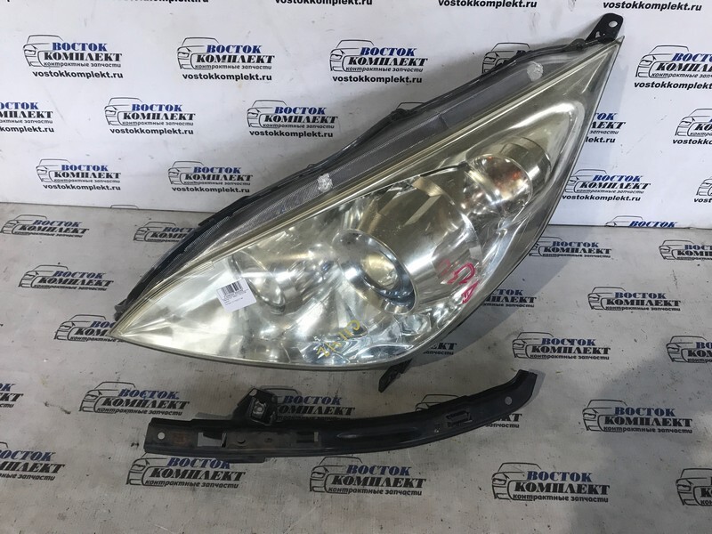 Фара Honda Stepwgn RG1 K20A лев