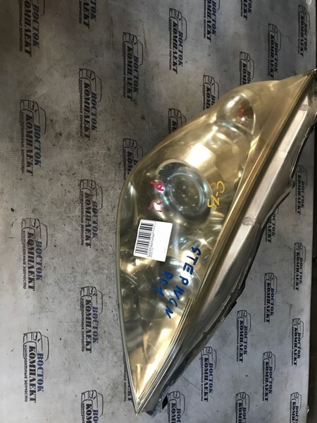 Фара Honda Stepwgn RG1 K20A прав
