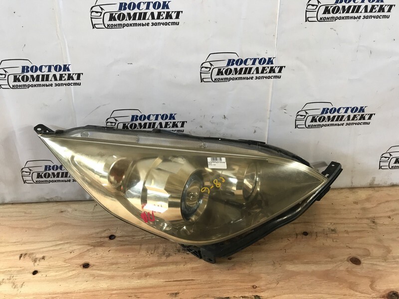 Фара Honda Stepwgn RG2 K20A прав