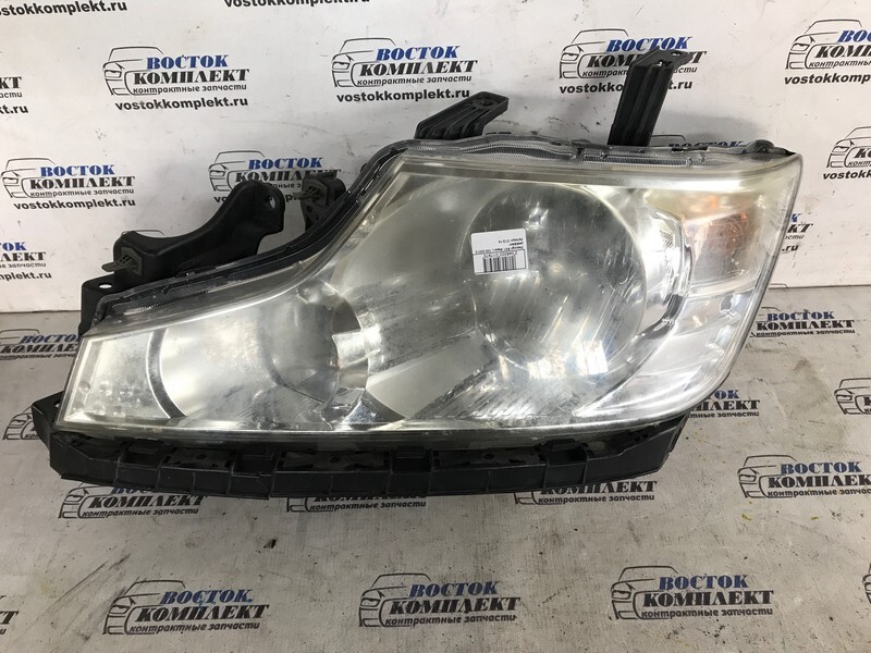 Фара Honda Stepwgn RK1 R20A лев