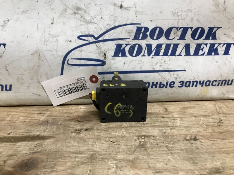 Привод заслонок отопителя Mitsubishi Chariot N43W 4G63