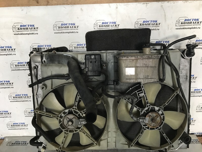 Радиатор двигателя Toyota Alphard 2002 ANH10W 2AZ-FE