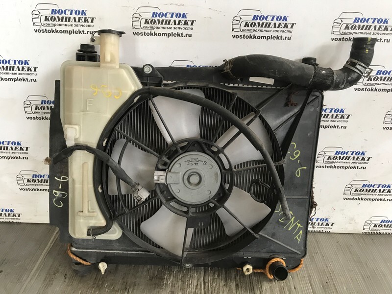 Радиатор двигателя Toyota Sienta NCP81G 1NZ-FE