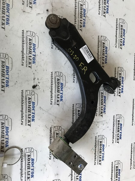 Рычаг подвески Mazda Demio DY5W ZY-VE перед прав