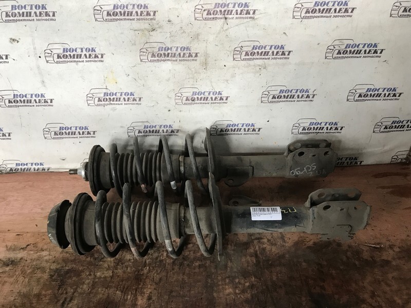 Стойка подвески Toyota Vitz SCP90 1SZ-FE перед