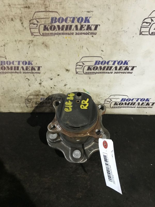 Ступица Nissan Serena 2012 FC26 MR20DD зад прав