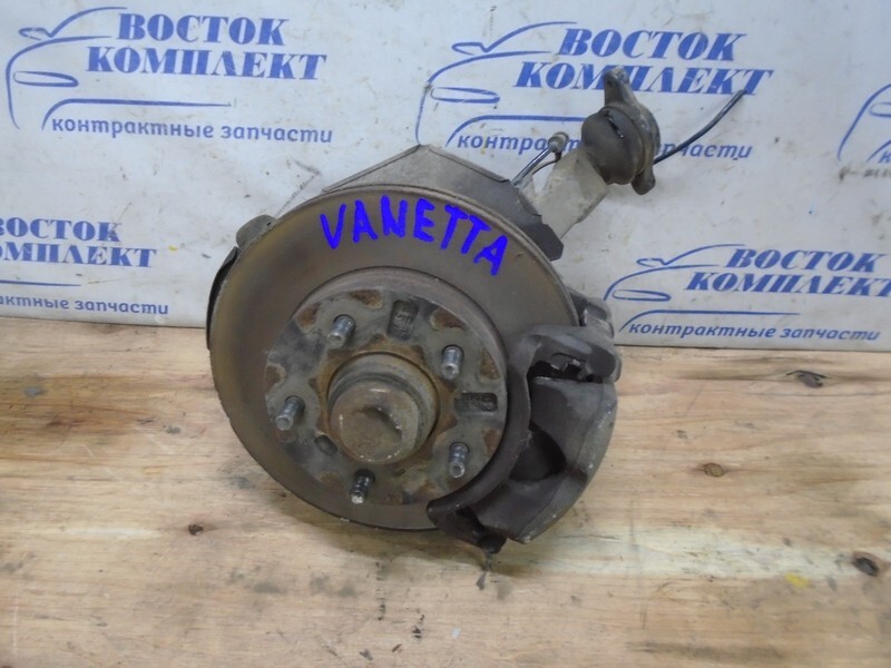 Ступица Nissan Vanette SK82MN F8 перед прав