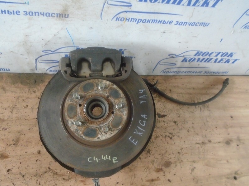 Ступица Subaru Exiga YA4 EJ20 перед прав