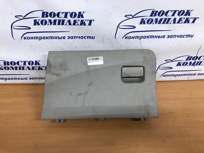 Бардачок пассажирский Toyota Belta SCP92 1SZ-FE