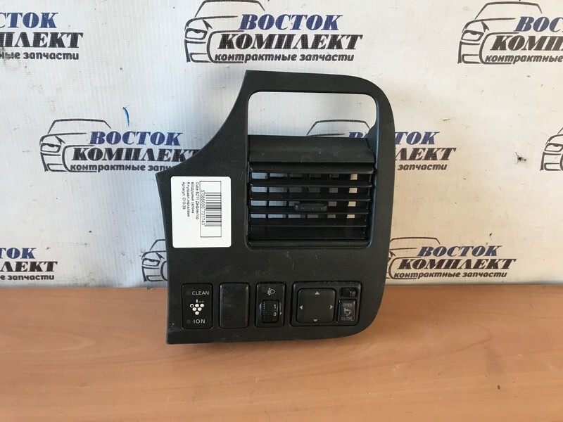 Дефлектор воздушный Nissan Cube BZ11 CR14DE прав