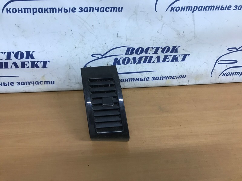 Дефлектор воздушный Mitsubishi Outlander CW5W 4B12 лев