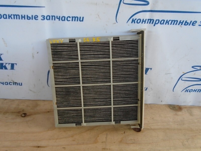 Корпус салонного фильтра Toyota Voxy AZR65G 1AZ-FSE