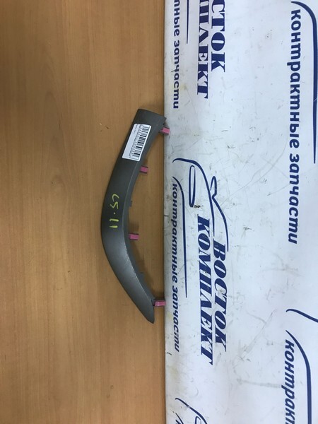 Накладка на центральную консоль Toyota Blade AZE154H 2AZ-FE лев