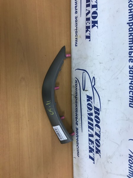 Накладка на центральную консоль Toyota Blade AZE154H 2AZ-FE прав