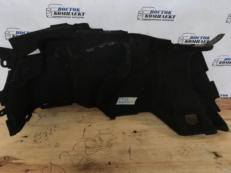 Обшивка багажника Toyota Avensis AZT250 1AZ-FSE лев