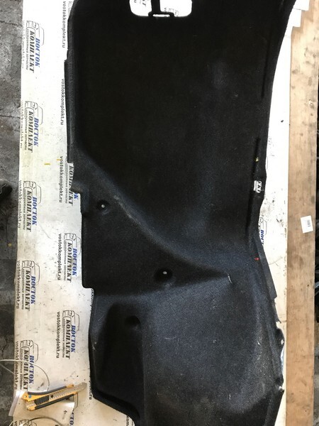 Обшивка багажника Toyota Crown JZS175 2JZ-GE прав