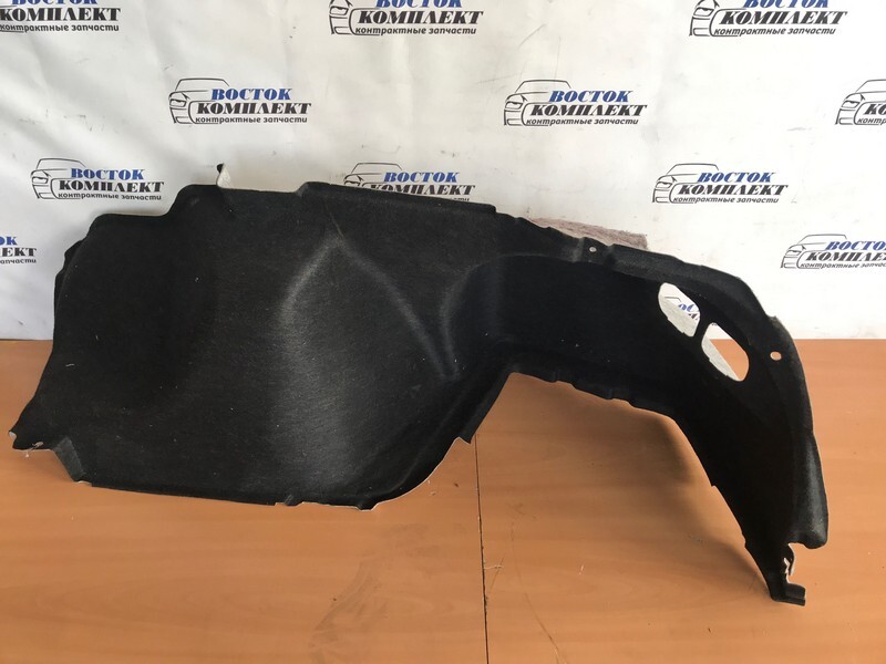 Обшивка багажника Toyota Mark X GRX121 3GR прав