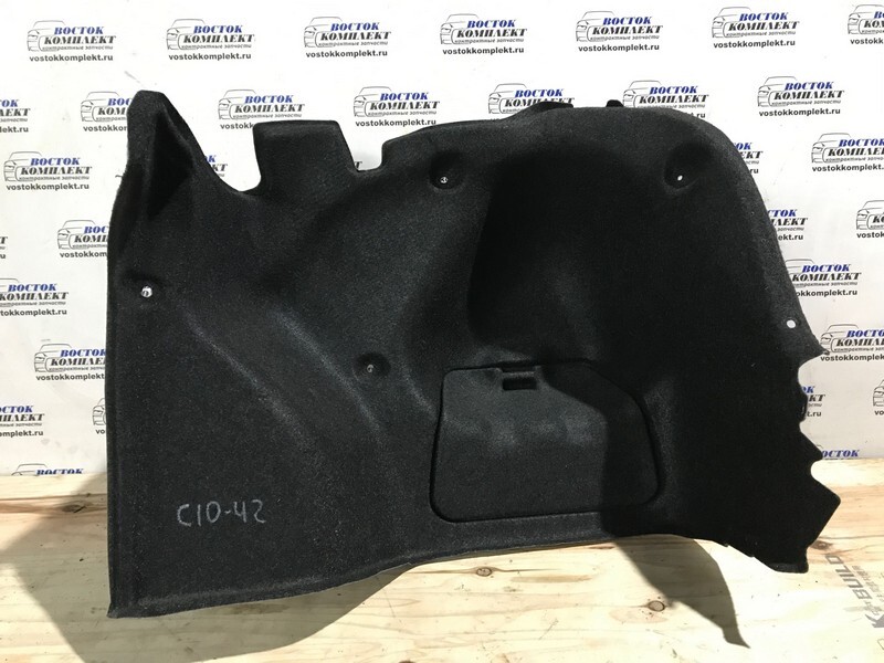 Обшивка багажника Toyota Platz 2001 SCP11 1SZ-FE прав