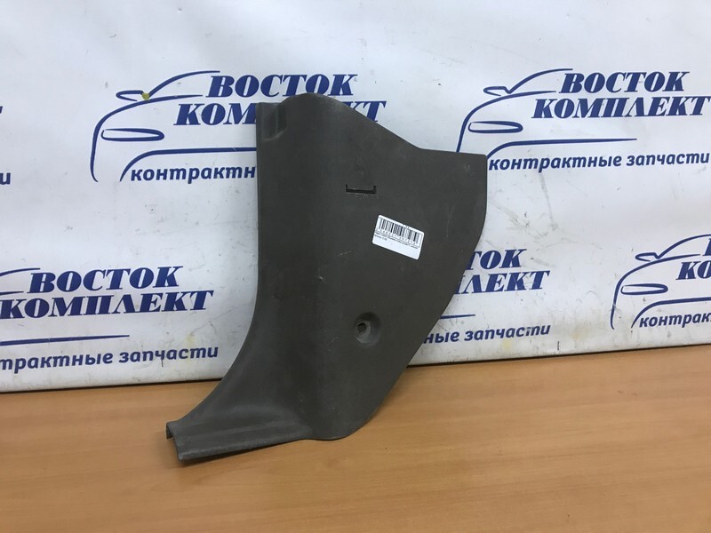 Обшивка стойки кузова Mitsubishi Pajero V44W 4M40-T перед лев