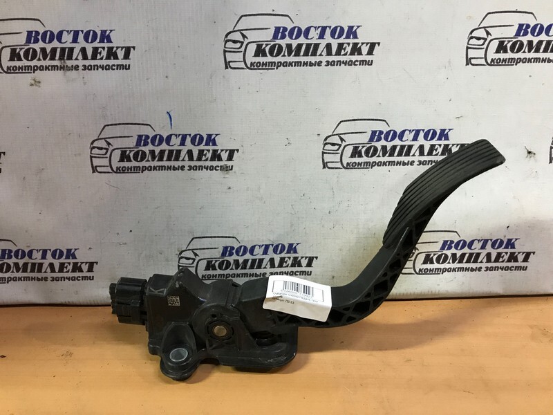 Педаль газа Mitsubishi Outlander CW5W 4B12