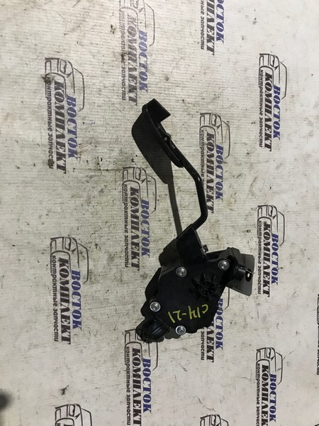 Педаль газа Toyota Vitz 2008 SCP90 2SZ-FE