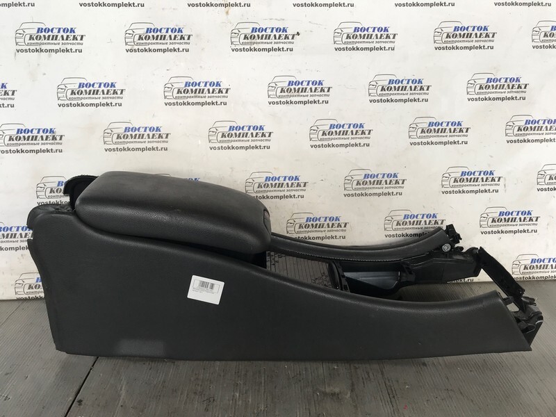 Подлокотник Mercedes-Benz W203 W203