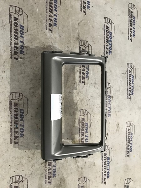 Рамка магнитофона Toyota Estima 2007 ACR50W 2AZ-FE