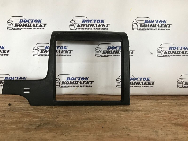 Рамка магнитофона Nissan Expert VW11 QG18DE