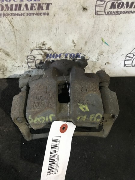 Суппорт Daihatsu Terios J102G K3-VE перед прав