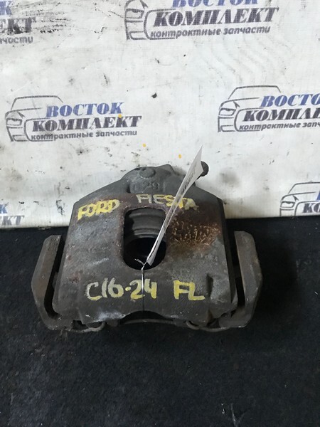 Суппорт Ford Fiesta  FYJA перед лев
