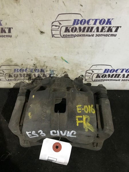 Суппорт Honda Civic Ferio ES3 D17A перед прав