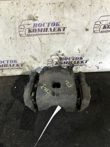 Суппорт Suzuki Swift ZC71S K12B перед лев