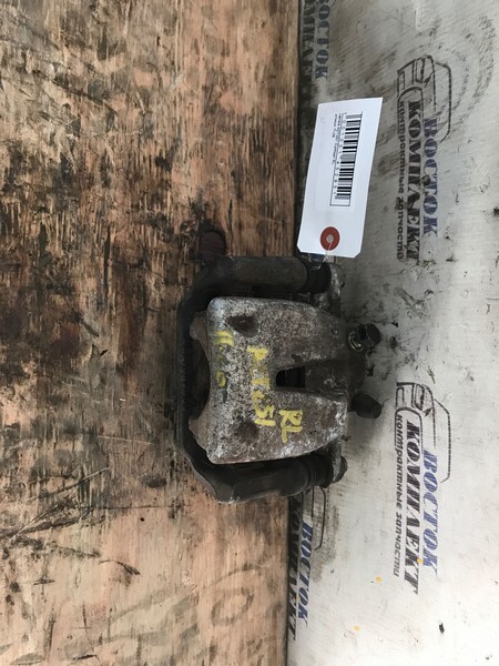 Суппорт Toyota Avensis 2006 AZT251 2AZ-FSE зад лев