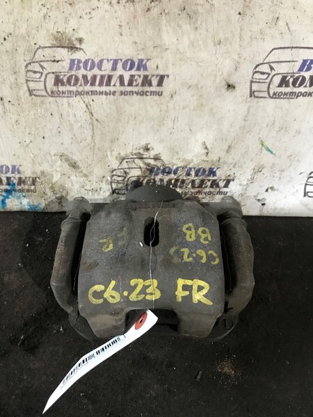 Суппорт Toyota BB NCP35 1NZ-FE перед прав