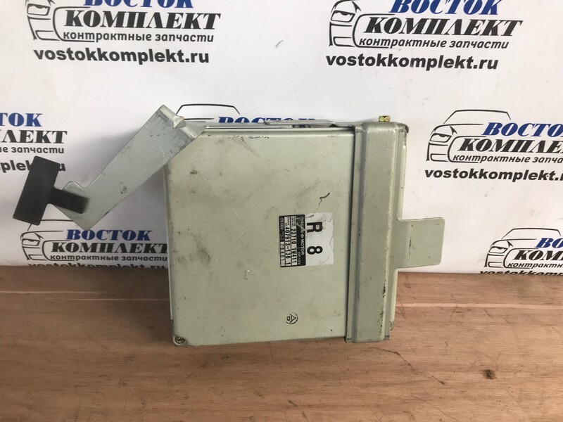 Блок управления ДВС Nissan Terrano RR50 QD32