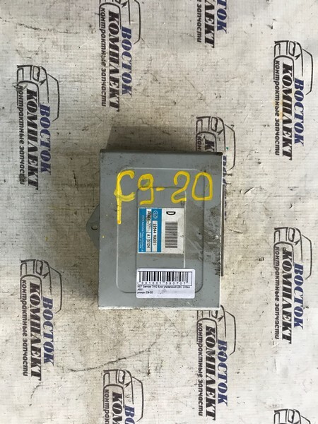 Блок управления ДВС Subaru Sambar TW2 EN07