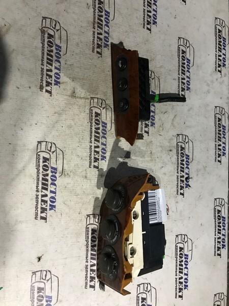 Блок управления климат-контролем Honda Civic Ferio ES3 D17A