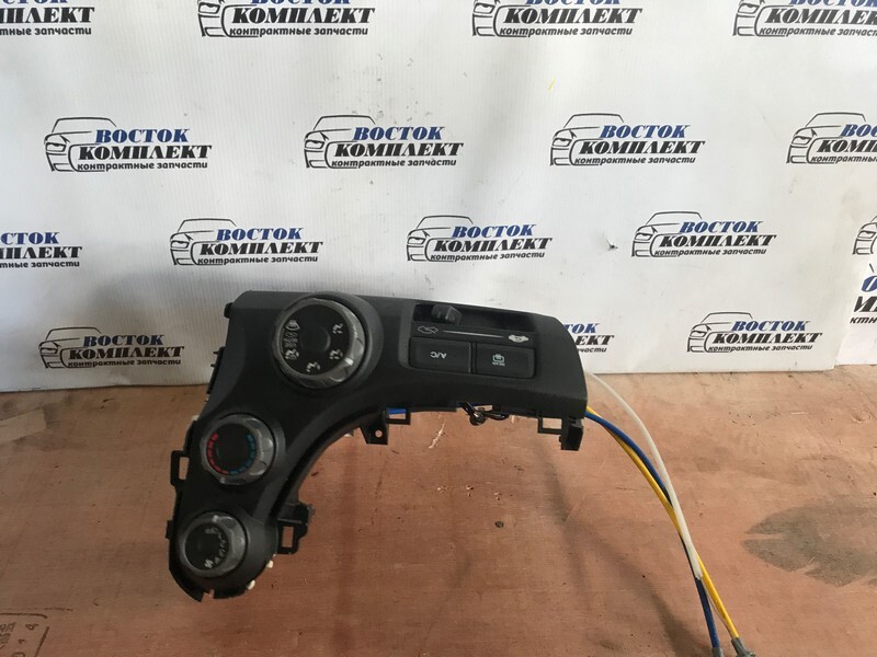 Блок управления климат-контролем Honda Fit GE6 L13A