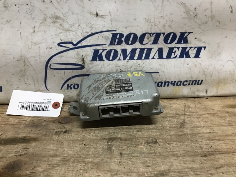 Блок управления КПП Nissan Liberty RM12 QR20DE