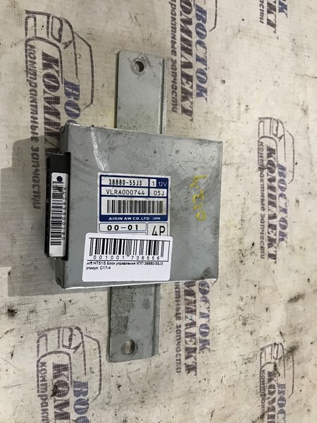 Блок управления КПП Suzuki Swift 2005 HT51S M13A