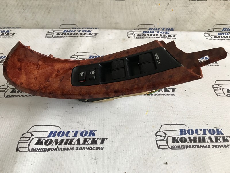 Блок управления стеклоподъемниками Toyota Crown GRS182 3GR-FSE