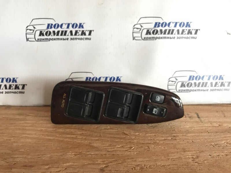 Блок управления стеклоподъемниками Toyota Crown UZS173 1UZ-