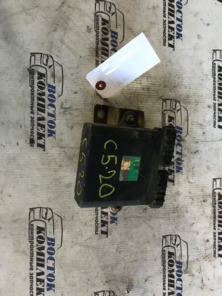 Блок управления впрыском топлива Mazda Bongo SKF2M RF