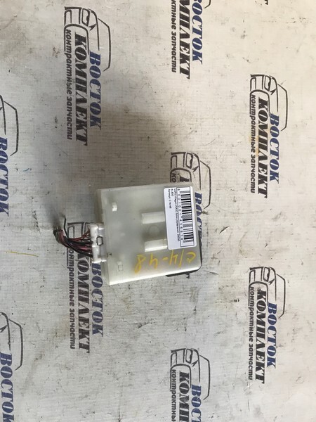 Блок управления дверьми Nissan Cefiro 2000 WA32 VQ20DE