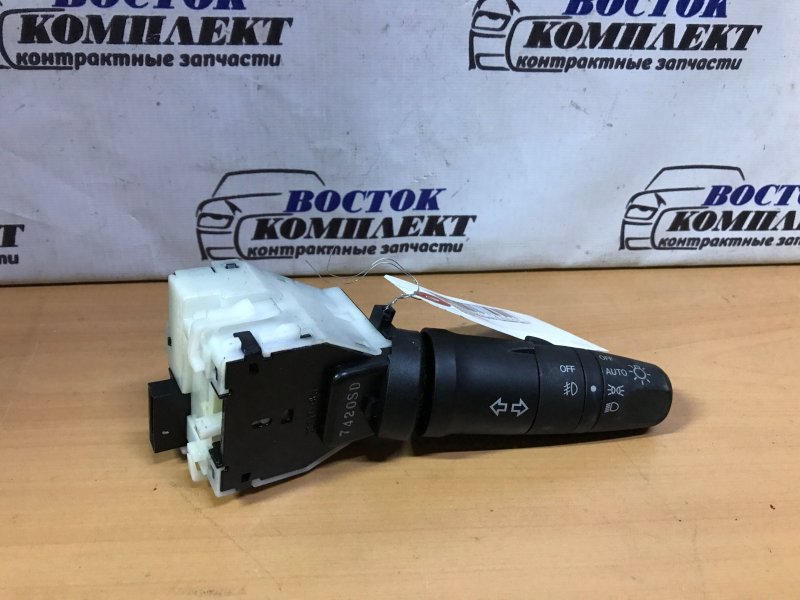 Переключатель подрулевой света Nissan Cube 2007 YZ11 HR15DE
