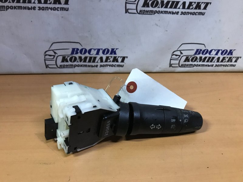 Переключатель подрулевой света Nissan Lafesta 2009 B30 MR20DE